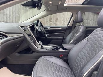 Ford Mondeo 2.0 TDCi Vignale Powershift Euro 6 (s/s) 5dr