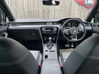 Volkswagen Passat 2.0 BiTDI BlueMotion Tech R-Line DSG 4Motion Euro 6 (s/s) 4dr