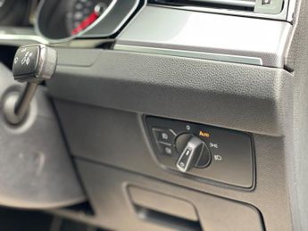 Volkswagen Passat 2.0 BiTDI BlueMotion Tech R-Line DSG 4Motion Euro 6 (s/s) 4dr