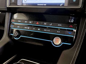 Jaguar F-PACE 2.0 P250i R-Sport Auto AWD Euro 6 (s/s) 5dr