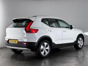 Volvo XC40 2.0 T4 Momentum Auto AWD Euro 6 (s/s) 5dr