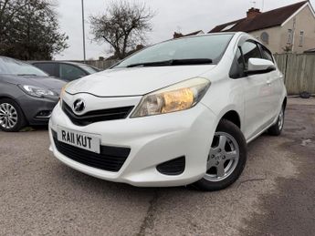 Toyota Yaris 1.33 Dual VVT-i Icon Plus Hatchback 5dr Petrol Multidrive S Euro