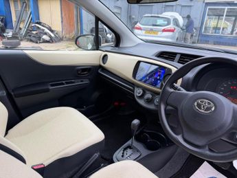 Toyota Yaris 1.33 Dual VVT-i Icon Plus Hatchback 5dr Petrol Multidrive S Euro