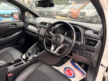 Nissan Leaf 40kWh N-Connecta Auto 5dr