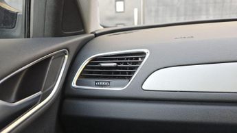 Audi Q3 2.0 TFSI SE S Tronic quattro Euro 5 (s/s) 5dr