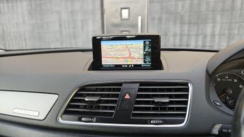 Audi Q3 2.0 TFSI SE S Tronic quattro Euro 5 (s/s) 5dr