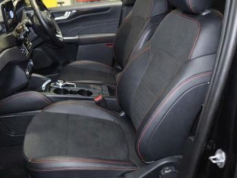 Ford Kuga 2.5 EcoBoost Duratec 14.4kWh ST-Line CVT Euro 6 (s/s) 5dr