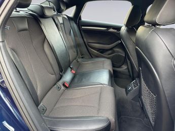 Audi A3 1.5 TFSI CoD S line S Tronic Euro 6 (s/s) 4dr