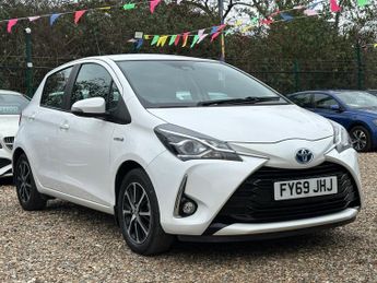 Toyota Yaris 1.5 VVT-h Icon Tech E-CVT Euro 6 (s/s) 5dr