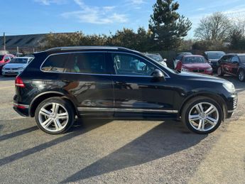 Volkswagen Touareg 3.0 TDI V6 R-Line Plus Tiptronic 4WD Euro 6 (s/s) 5dr