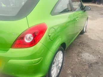 Vauxhall Corsa 1.4 16V SE Auto Euro 5 3dr