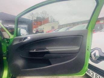 Vauxhall Corsa 1.4 16V SE Auto Euro 5 3dr