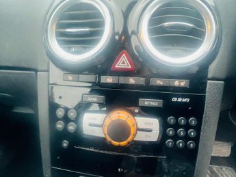 Vauxhall Corsa 1.4 16V SE Auto Euro 5 3dr