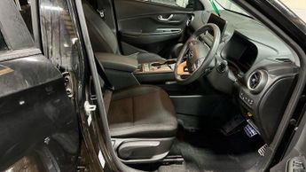 Hyundai KONA 64kWh Premium SUV 5dr Electric Auto (10.5kW Charger) (204 ps)