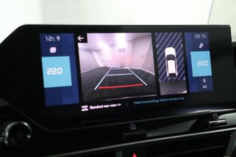 Citroen e-C4 50kWh Shine Plus Auto 5dr (7.4kW Charger)