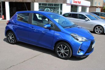 Toyota Yaris 1.5 VVT-h Icon Tech E-CVT Euro 6 (s/s) 5dr
