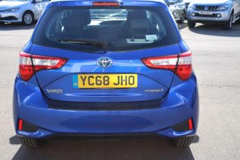 Toyota Yaris 1.5 VVT-h Icon Tech E-CVT Euro 6 (s/s) 5dr