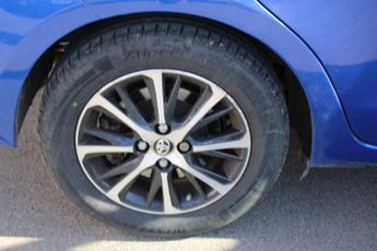 Toyota Yaris 1.5 VVT-h Icon Tech E-CVT Euro 6 (s/s) 5dr