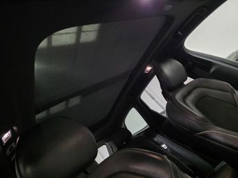 Volvo XC60 2.0h T8 Twin Engine 10.4kWh R-Design Pro Auto AWD Euro 6 (s/s) 5