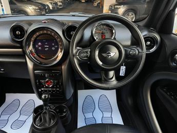 MINI Countryman 2.0 Cooper D Business Edition SUV 5dr Diesel Auto Euro 6 (112 ps