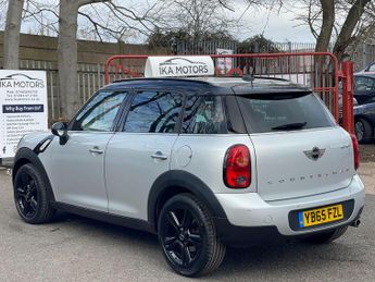 MINI Countryman 2.0 Cooper D Business Edition SUV 5dr Diesel Auto Euro 6 (112 ps