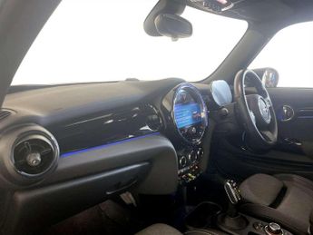 MINI Electric Hatch Cooper SE 32.6kWh Level 2 Hatchback 3dr Electric Auto (184 ps)