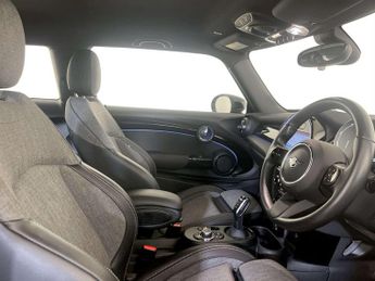 MINI Electric Hatch Cooper SE 32.6kWh Level 2 Hatchback 3dr Electric Auto (184 ps)