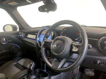 MINI Electric Hatch Cooper SE 32.6kWh Level 2 Hatchback 3dr Electric Auto (184 ps)