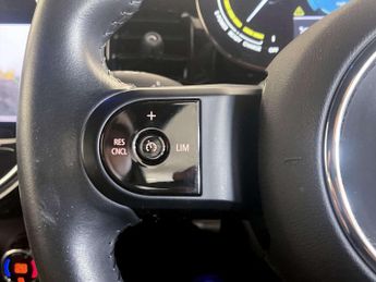 MINI Electric Hatch Cooper SE 32.6kWh Level 2 Hatchback 3dr Electric Auto (184 ps)