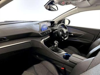 Peugeot 3008 1.2 PureTech Allure SUV 5dr Petrol Manual Euro 6 (s/s) (130 ps)