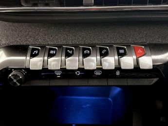 Peugeot 3008 1.2 PureTech Allure SUV 5dr Petrol Manual Euro 6 (s/s) (130 ps)