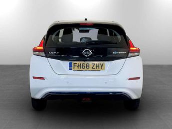 Nissan Leaf 40kWh Acenta Hatchback 5dr Electric Auto (150 ps)