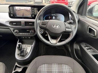 Hyundai i10 1.2 Premium 5dr Automatic
