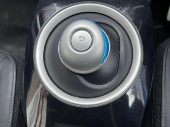Nissan Leaf 30kWh Tekna Auto 5dr