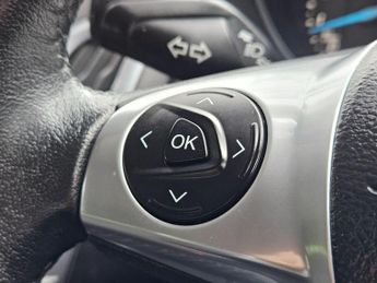 Ford Focus 1.6 Titanium Navigator Powershift Euro 5 5dr