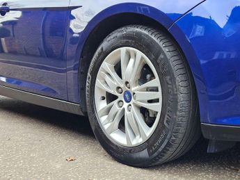 Ford Focus 1.6 Titanium Navigator Powershift Euro 5 5dr