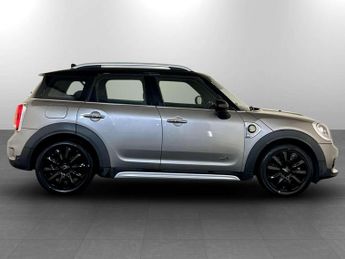 MINI Countryman 1.5 7.6kWh Cooper SE SUV 5dr Petrol Plug-in Hybrid Auto ALL4 Eur