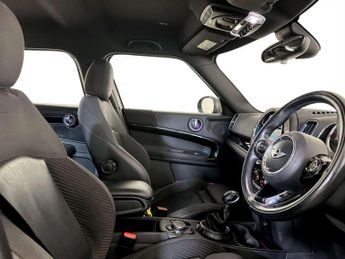 MINI Countryman 1.5 7.6kWh Cooper SE SUV 5dr Petrol Plug-in Hybrid Auto ALL4 Eur