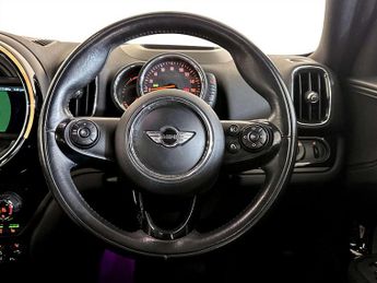 MINI Countryman 1.5 7.6kWh Cooper SE SUV 5dr Petrol Plug-in Hybrid Auto ALL4 Eur