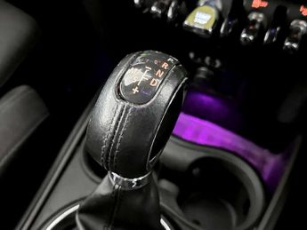 MINI Countryman 1.5 7.6kWh Cooper SE SUV 5dr Petrol Plug-in Hybrid Auto ALL4 Eur