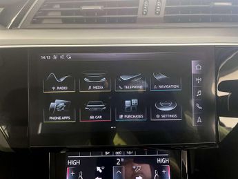 Audi e-tron 55 SUV 5dr Electric Auto quattro 95kWh (408 ps)