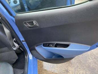 Hyundai i10 1.2 SE Auto Euro 5 5dr