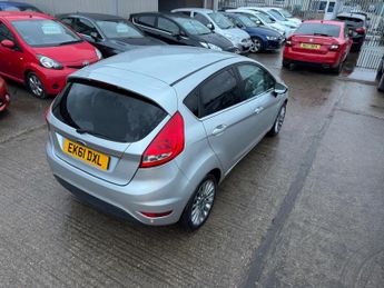 Ford Fiesta 1.4 Titanium 5dr
