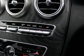 Mercedes-Benz C Class 2.0 C300d AMG Line Night Edition (Premium) Saloon 4dr Diesel G-T