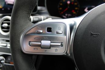 Mercedes-Benz C Class 2.0 C300d AMG Line Night Edition (Premium) Saloon 4dr Diesel G-T