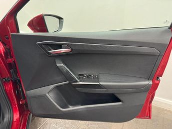 SEAT Arona 1.0 TSI SE Technology DSG Euro 6 (s/s) 5dr