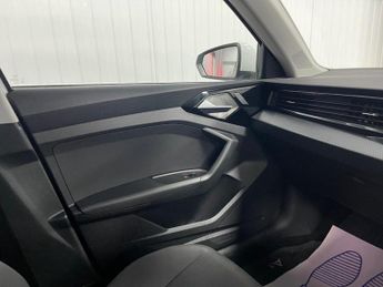 Audi A1 1.5 TFSI 35 Citycarver S Tronic Euro 6 (s/s) 5dr