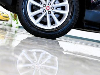 JAGUAR F-PACE 2.0 D180 Prestige SUV 5dr Diesel Auto AWD Euro 6 (s/s) (180 ps) 