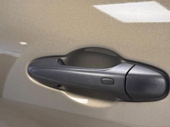 Toyota Hilux 2.8 D-4D Invincible X Auto 4WD Euro 6 (s/s) 4dr