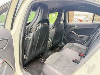 Mercedes-Benz A Class 2.0 A45 AMG SpdS DCT 4MATIC Euro 6 (s/s) 5dr